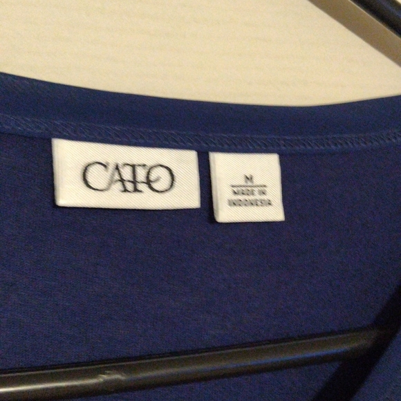 ***SOLD***CATO Med blue long sleeve blouse with pleats and 2 rhinestones closers - Picture 3 of 6